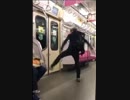 電車の中でガイジが叫ぶｗ