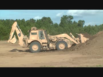 【ホイールローダー】装甲バックホー「JCB HMEE」【油圧ショベル】