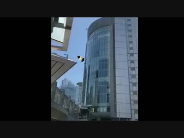 某ビルから飛び降りるUDK.hukinsin