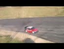 リアルなエンジン音を響かせるラジコンカー、オッシャー