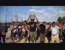 Max beatにノリノリな黒人ダンス