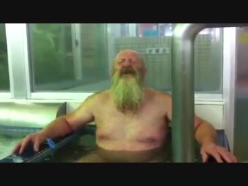 【エロ】電気風呂で悶絶する岩倉サンタ