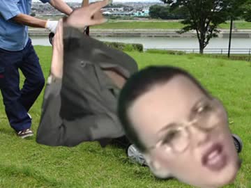 ベヨネッタ芝刈り