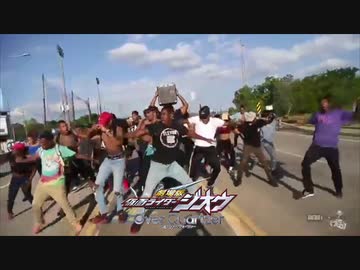 平  成  こ  わ  れ  る