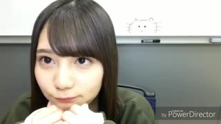 ぶりっ子ポーズをしがちな日向坂46小坂菜緒