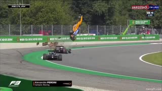 【FIA-F3】今度はF3であわやの大クラッシュ【リプレイ映像】