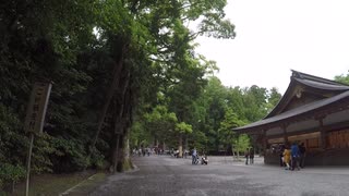 鳥羽行く前に伊勢神宮外宮にきました