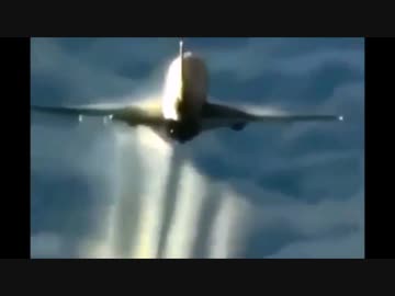 ケムトレイルを撒いてない飛行機と散布している飛行機を比較してみた。
