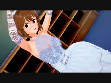 雪歩に新衣装に問題が無いか着て動いてもらった