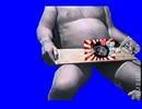 座るロイBB