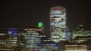 Skyline of London at Night　大内徹