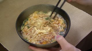 桝元の辛麺つくって食べてみた