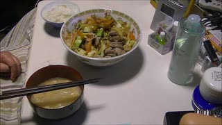 残念気味なおっさんが作る　野菜炒め