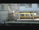 市川駅でE231系ミツB901編成と並走するE217系