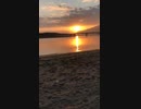 朝の海岸で浮遊する謎の光はUFO？