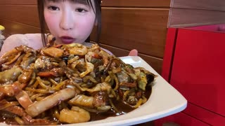 【大食い】大皿炸醤麺【もえあず】