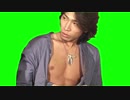 訝しげに見つめるSIYGB.unscreen
