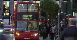 160929_124_London_Buses　代沢インターナショナル　代沢インターナショナルスクール