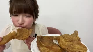 【大食い】巨大フライドチキン揚げて食べる【もえあず】