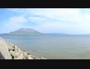 ある日の桜島（その２０４）＜甲突川河口左岸側から錦江湾と桜島＞