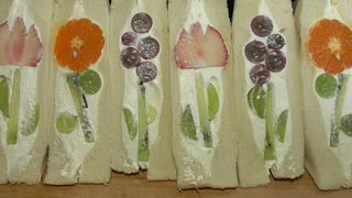 [音フェチ] お花のフルーツサンドの作り方 [ASMR クッキング]