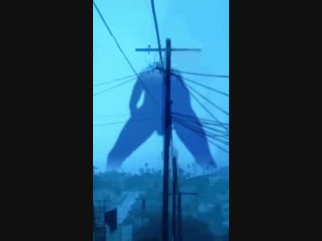 品性を疑うSiren Head