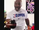 ５３歳のマイク・タイソン、リングに「復帰」か　練習動画を公開