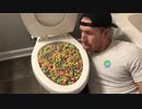 フルーツループをトイレに流してみた５