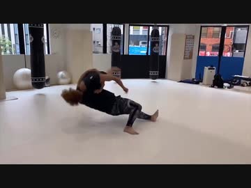 朝倉未来が何十年も鍛えてない素人に投げられたシーン