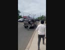 ドラゴンキラーを装備したおっさん、デモ隊に煽られ会心の威嚇