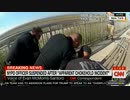 チョークホールド使いNY市警の警官停職？...LAでも拘束時射殺で抗議デモ