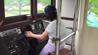 【生駒山麓公園】ケーブルカー、木製遊具で遊ぶあい❤運転手の気分www