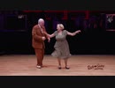 スイングダンスを踊るおばあちゃん、めっちゃおっぱいがでかいｗ