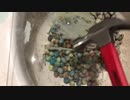M&M'sと強化ガラスをトイレに流してみた