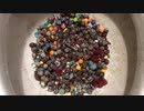 M&M'sと画鋲をトイレに流してみた