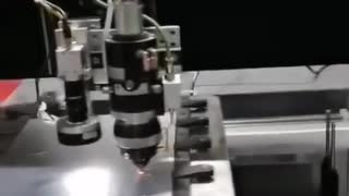 【強力なパワー】レーザー加工機