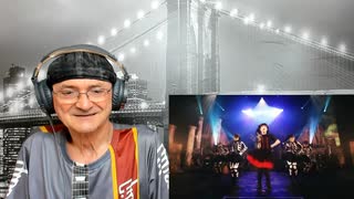 Old Mr B / BABYMETAL Chokotto Love YUIMETAL (Reaction)愛する孫娘を観るようなおじいちゃん