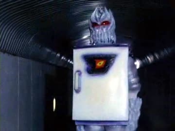 仮面ライダースーパー１　第38話　「危い！冷蔵庫怪人の中に入るな！！」