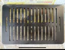野辺富三、焼肉用に極厚鉄板をシーズニングする。