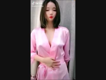 【TikTok】ノーブラ　