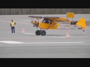 【極限まで軽量化した航空機】