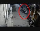 ポルターガイスト現象!!無人のバイクが動いたカメラ映像を考察