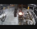 【大惨事】溶けたアルミニウムをフロアにぶちまける動画