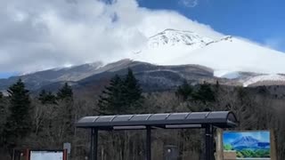 間近で観る富士山は眩しかった