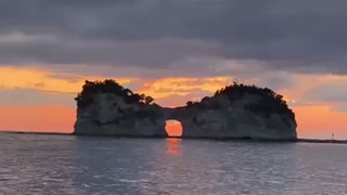 和歌山県 円月島の夕陽