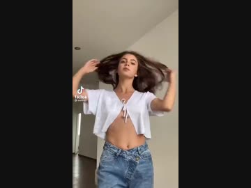 ちっぱいの方が先端が見える確率が上がるって知ってた？　tiktok