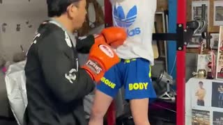 ホモと学ぶ腹筋トレーニング