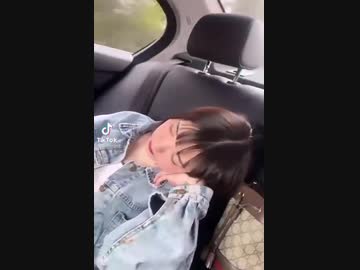 TikTok ちょっと無防備すぎんw