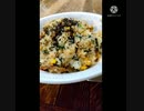 焼き飯にこんぶふりかけいけるでも何故皿とスプーンで食べるの箸とチャーハンでないのそれをゆうなら茶碗