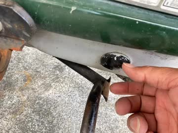 カブのチェーンの緩み→点検窓があることを初めて知った